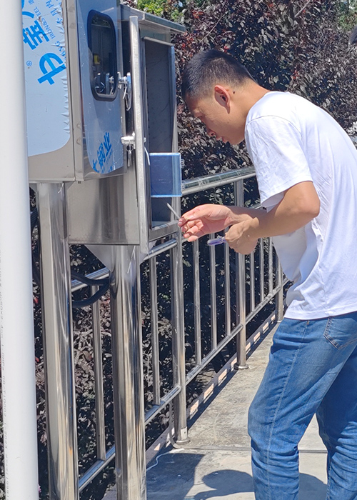 我司專業(yè)技術(shù)人員為某水處理廠專業(yè)指導